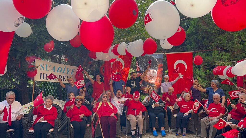 Suadiye Huzurevi Suadiye Şubesi 29 Ekim Cumhuriyet Bayramı 100. Yıl Coşkusuyla Kutladık
